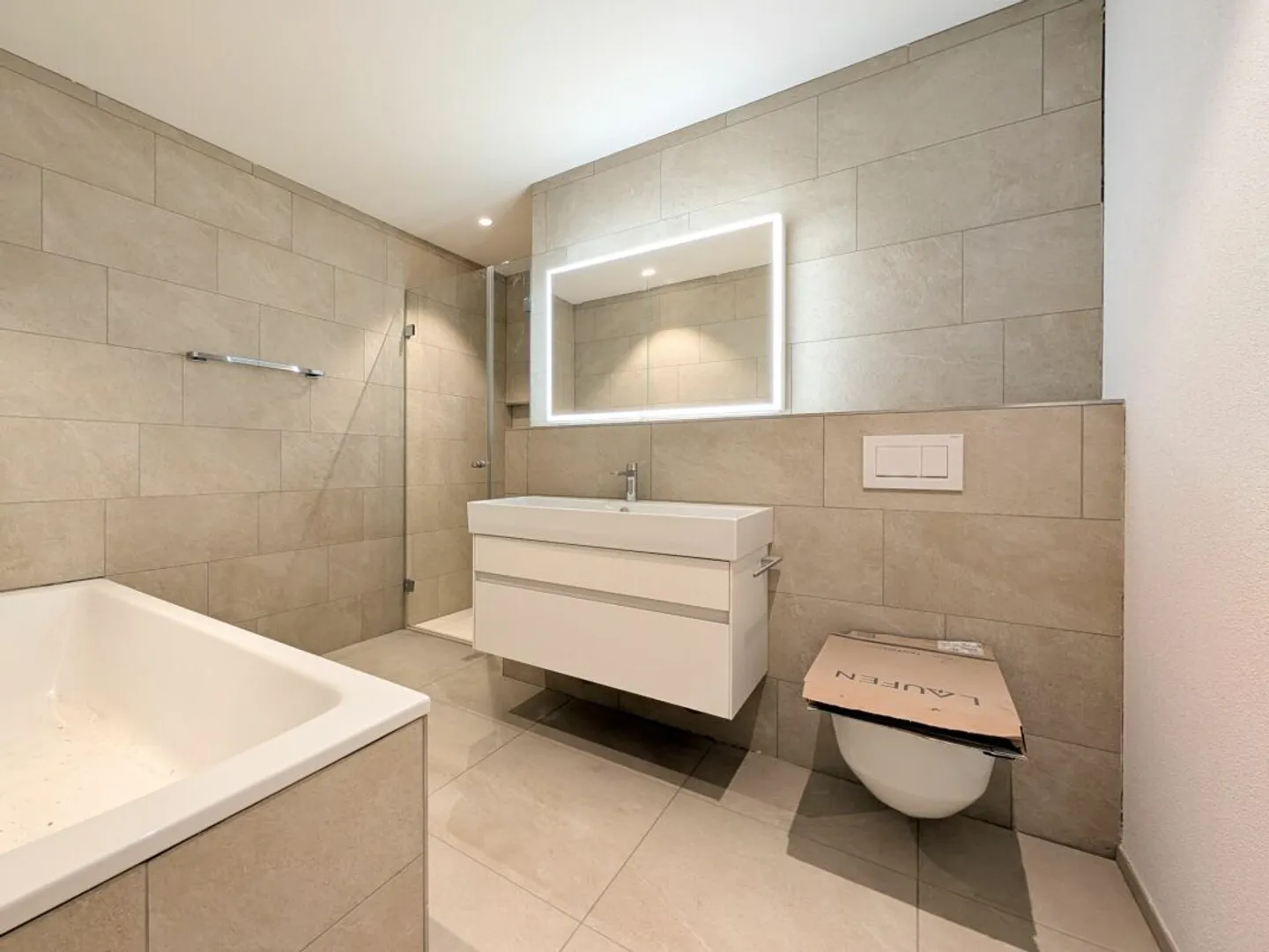 Vivere in famiglia con giardino e ampio spazio di stoccaggio - Foto 7 di 13