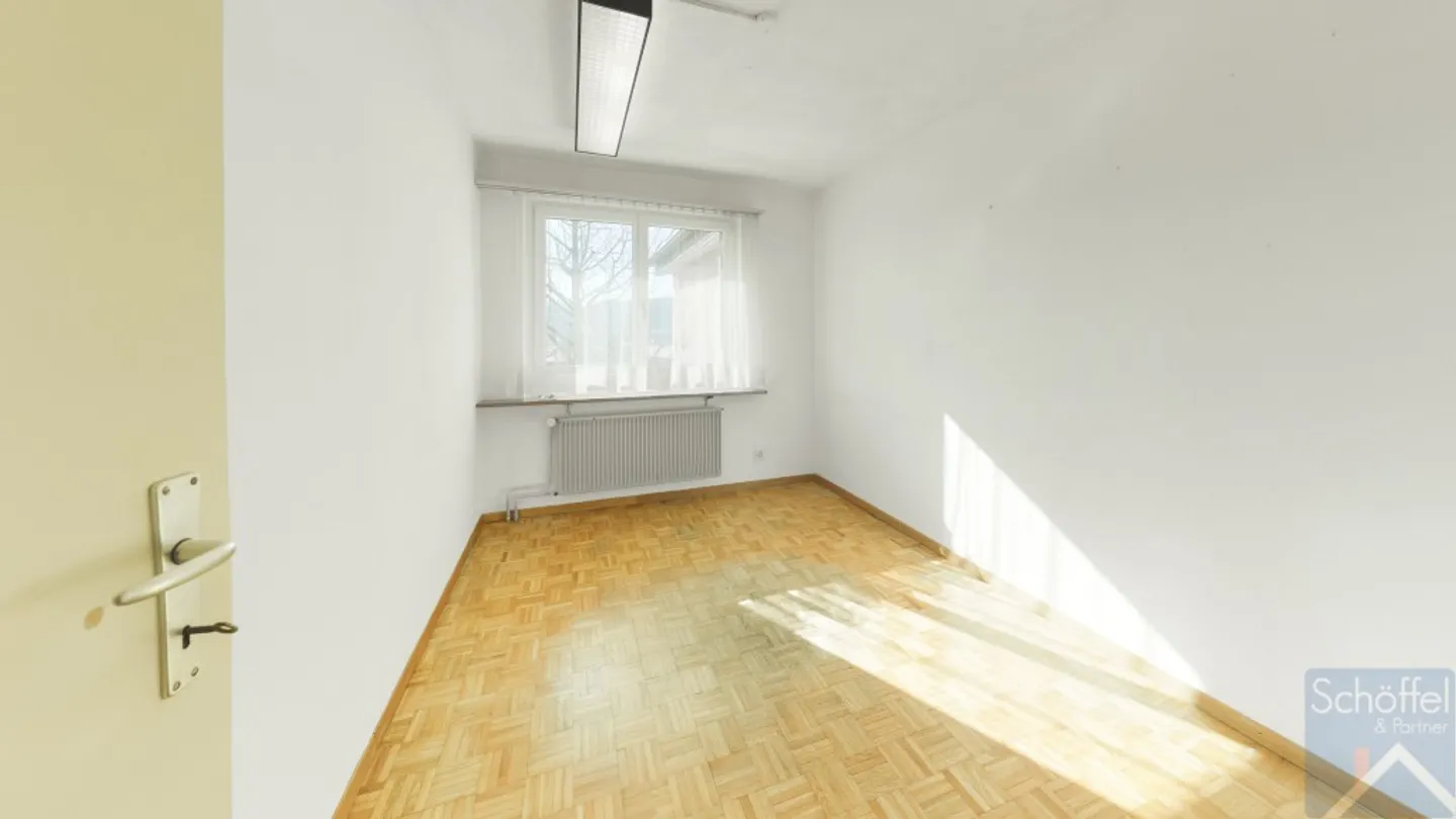 Casa unifamiliare indipendente di 7,5 stanze - Foto 5 di 13