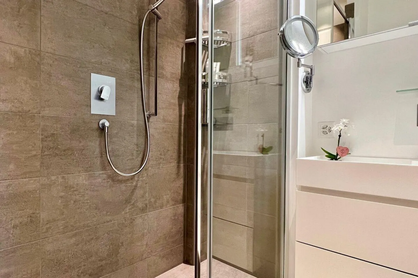 Appartamento lussuoso di 2,5 locali vicino al lago - Foto 28 di 30