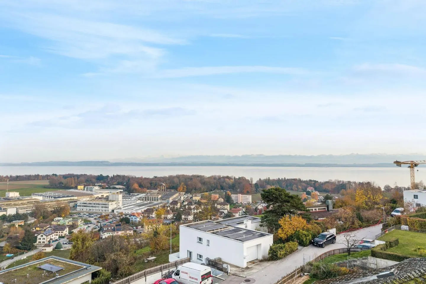 Vue sur le lac & Élégance contemporaine avec studio indépendant - Photo 1 sur 8