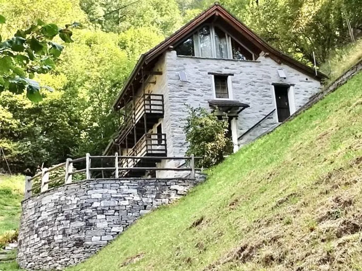 Rustico 3 1/2 locali con molte stanze aggiuntive, molto tranquillo, soleggiato - Foto 25 di 25