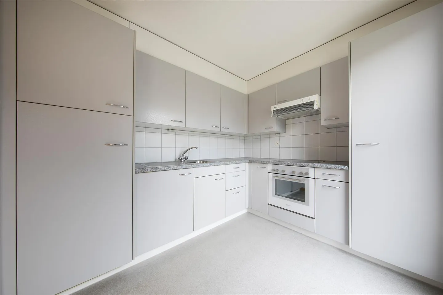 Quiet Residential Area! - Photo 3 of 9