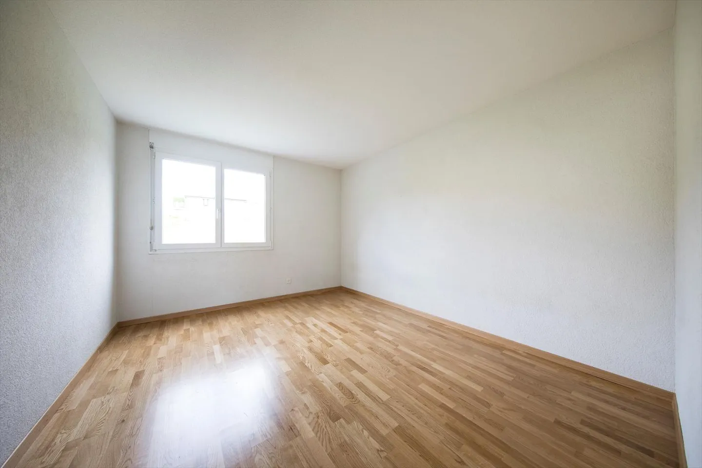 Quiet Residential Area! - Photo 7 of 9