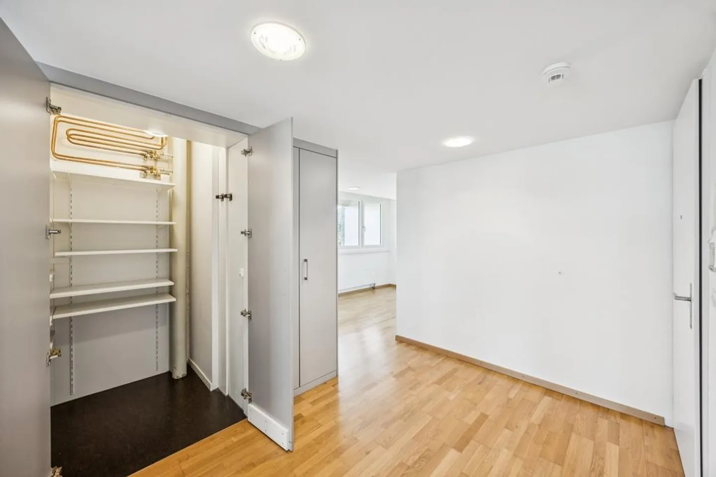 Moderno appartamento di 4.5 locali a Thoracker - Foto 2 di 11