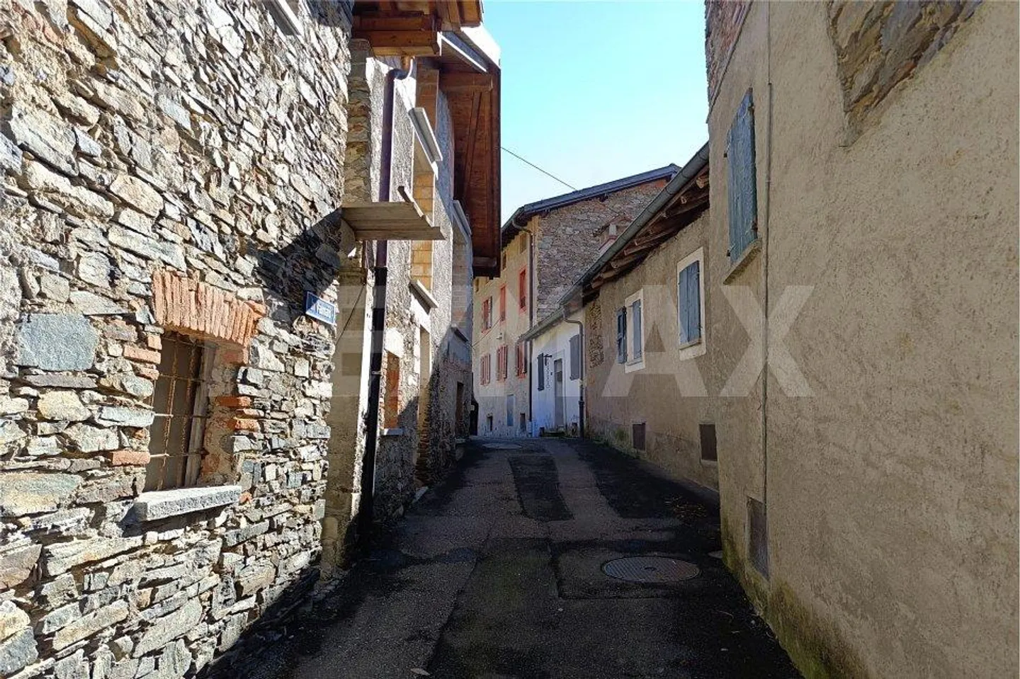 SESSA - SUINO: Rustico per vacanze con loggia e giardino separato - Foto 12 di 13
