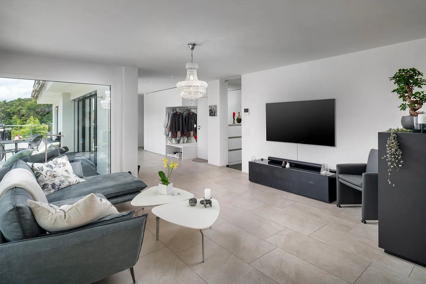 Exklusive Terrassenwohnung mit Weitblick! - Foto 1 von 11