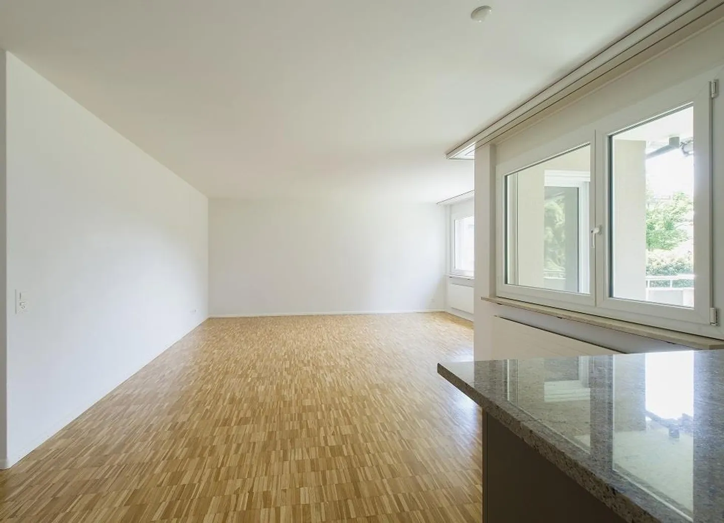 Helle, grossflächige Wohnung mit 2 Badezimmer - Foto 6 von 8