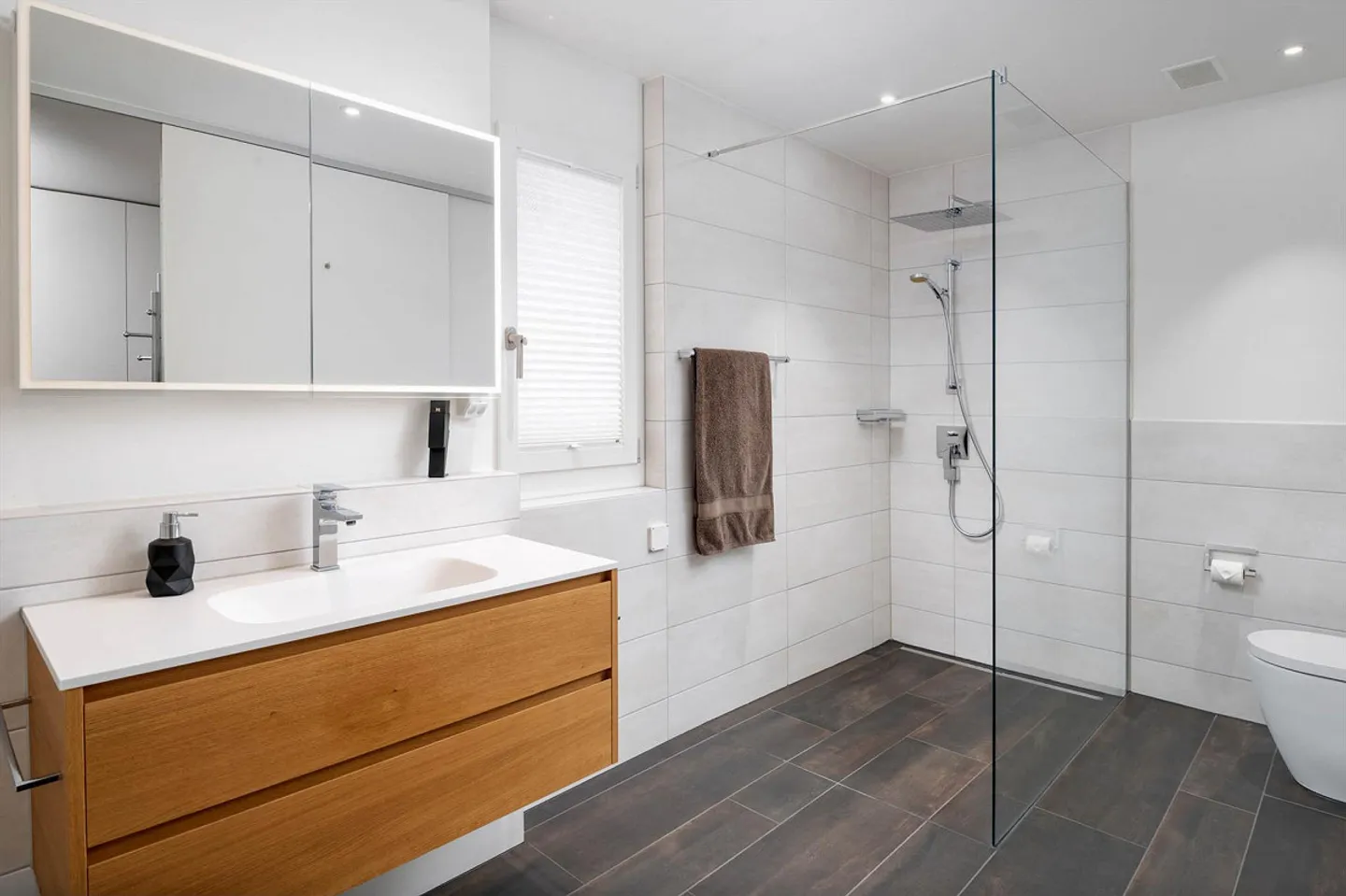 Exklusive Terrassenwohnung mit Weitblick! - Foto 5 von 11