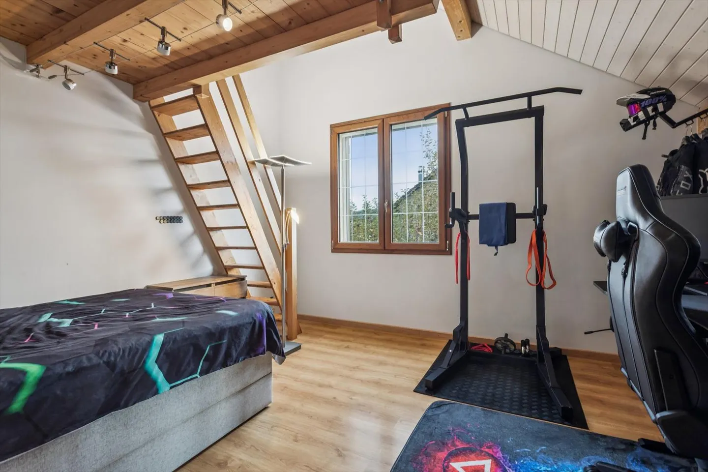 Wunderschöne Familienvilla mit Pool - Foto 8 von 13