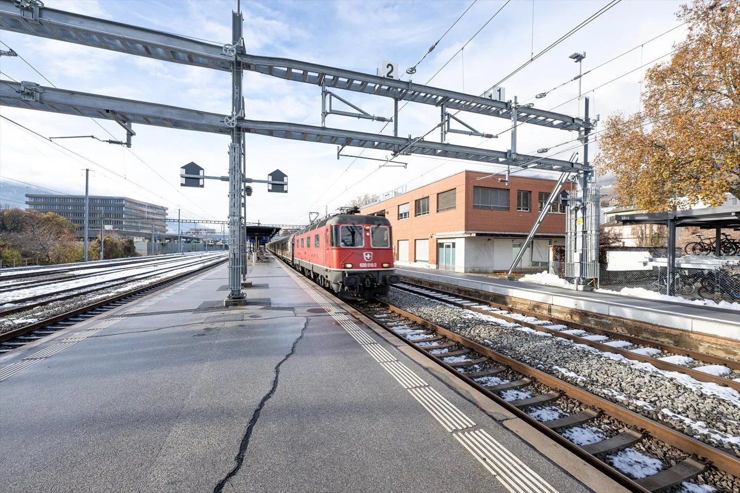 Superficie di vendita di 171 m2, idealmente situata presso la stazione ferroviaria di Sierre - Foto 4 di 4