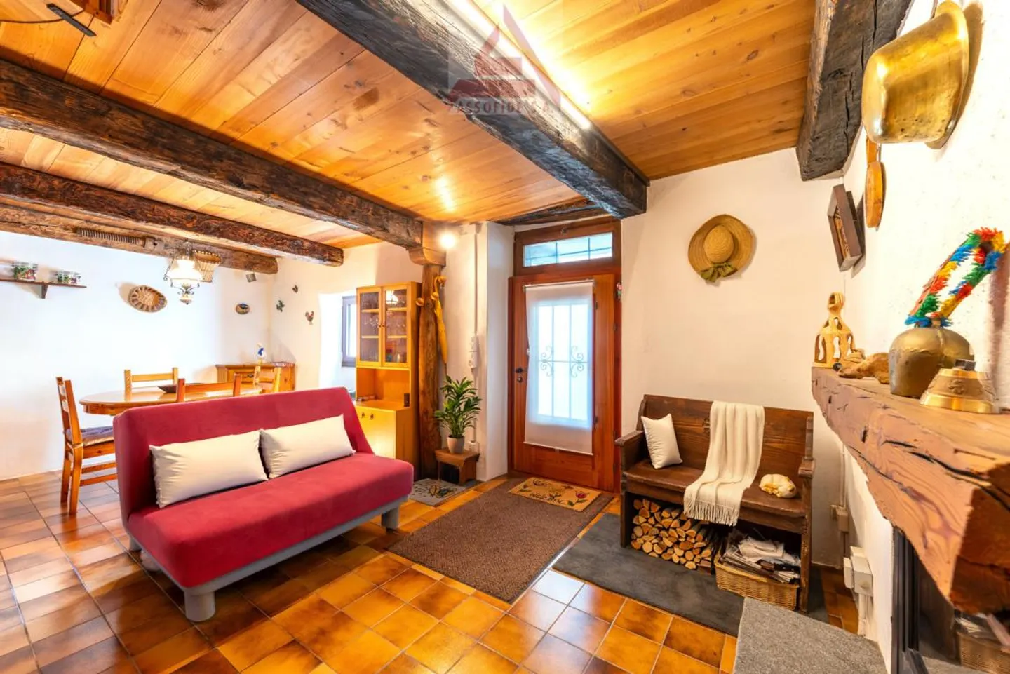 Rustic Romantic of 3.5 rooms - Photo 2 of 8