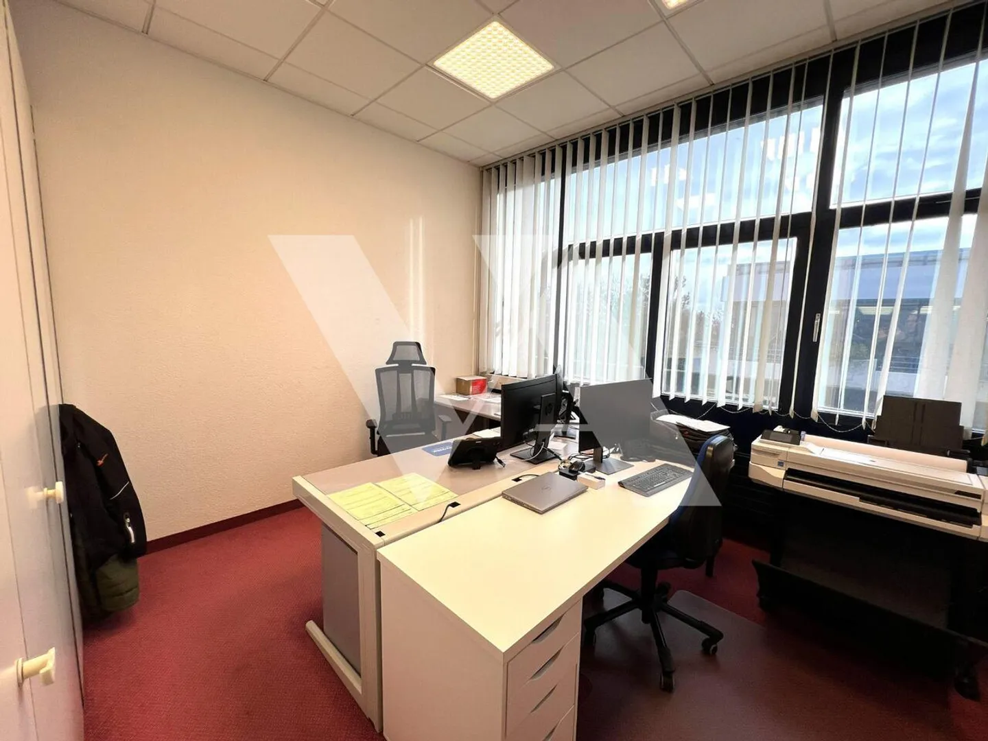 Bureau à louer - Photo 3 sur 7