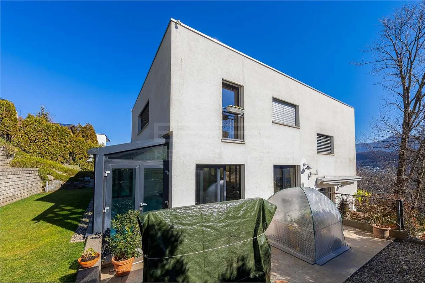 Exklusives Landhaus mit Pool - Foto 13 von 13