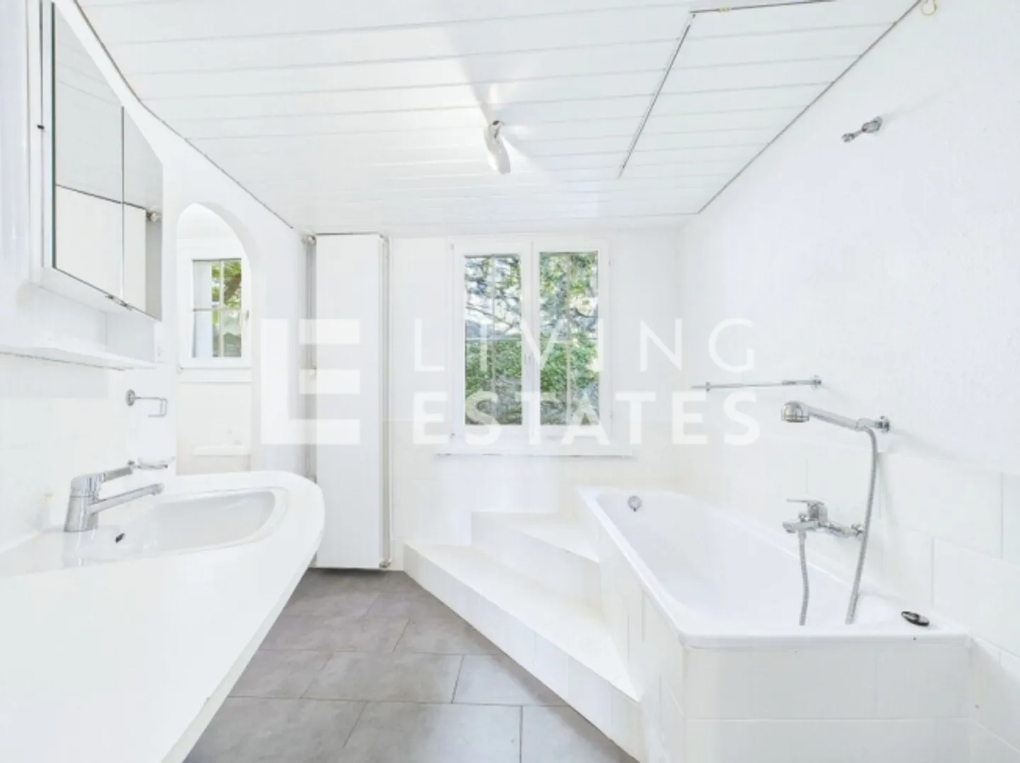 ZEITLOSE WERTE. HISTORISCHE WURZELN. - Foto 4 von 20