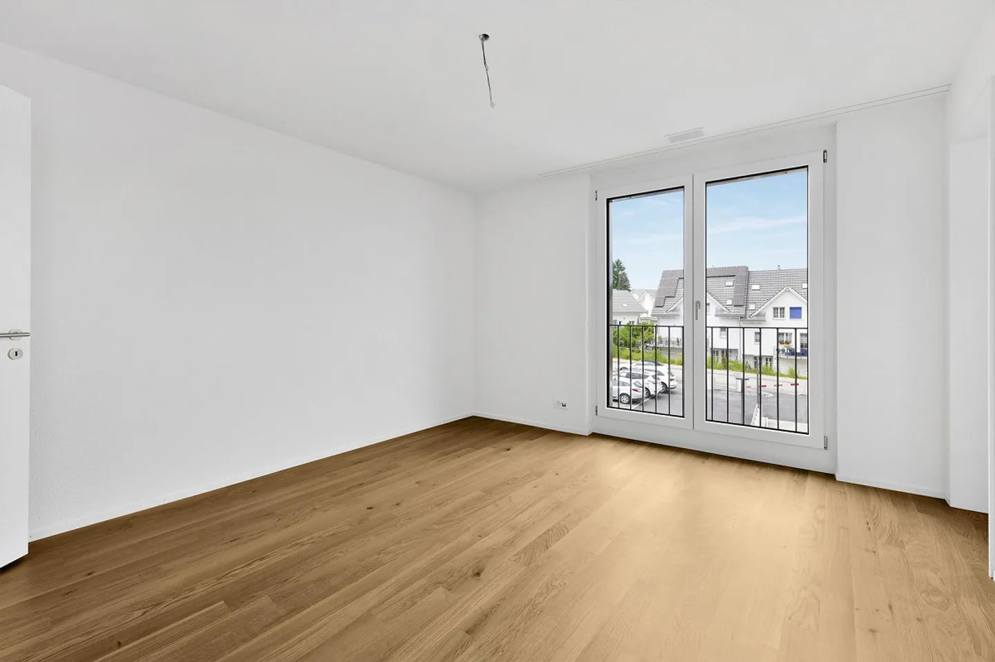 Your living experience in a comfortable location - Photo 11 of 13