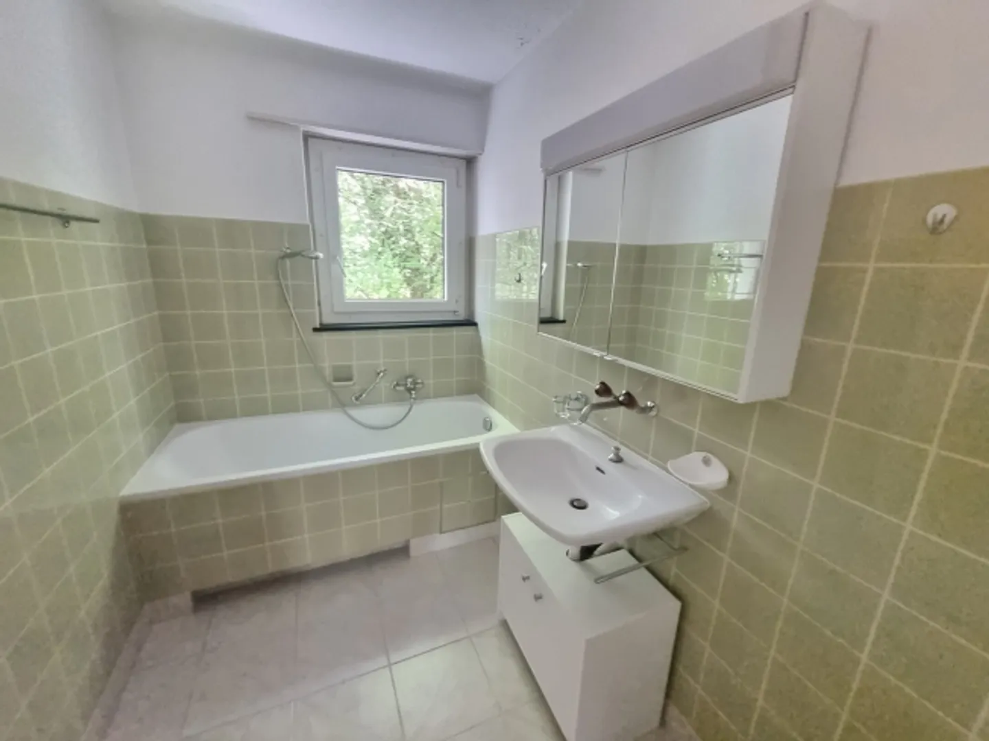 Superbe appartement avec un grand balcon ! - Photo 8 sur 11