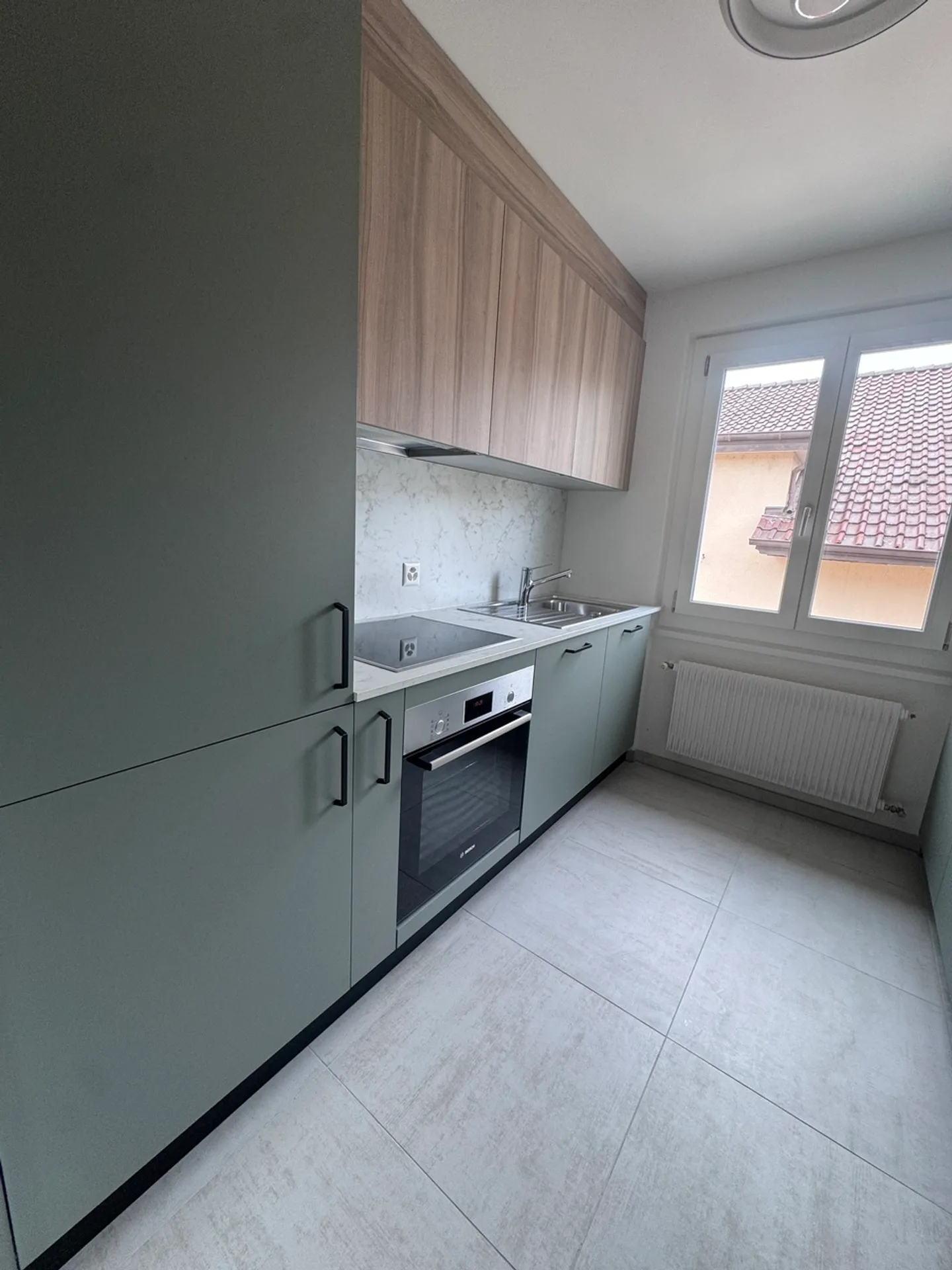 Payerne, in affitto, appartamento di 4.5 locali, ristrutturato con balcone - Foto 1 di 12