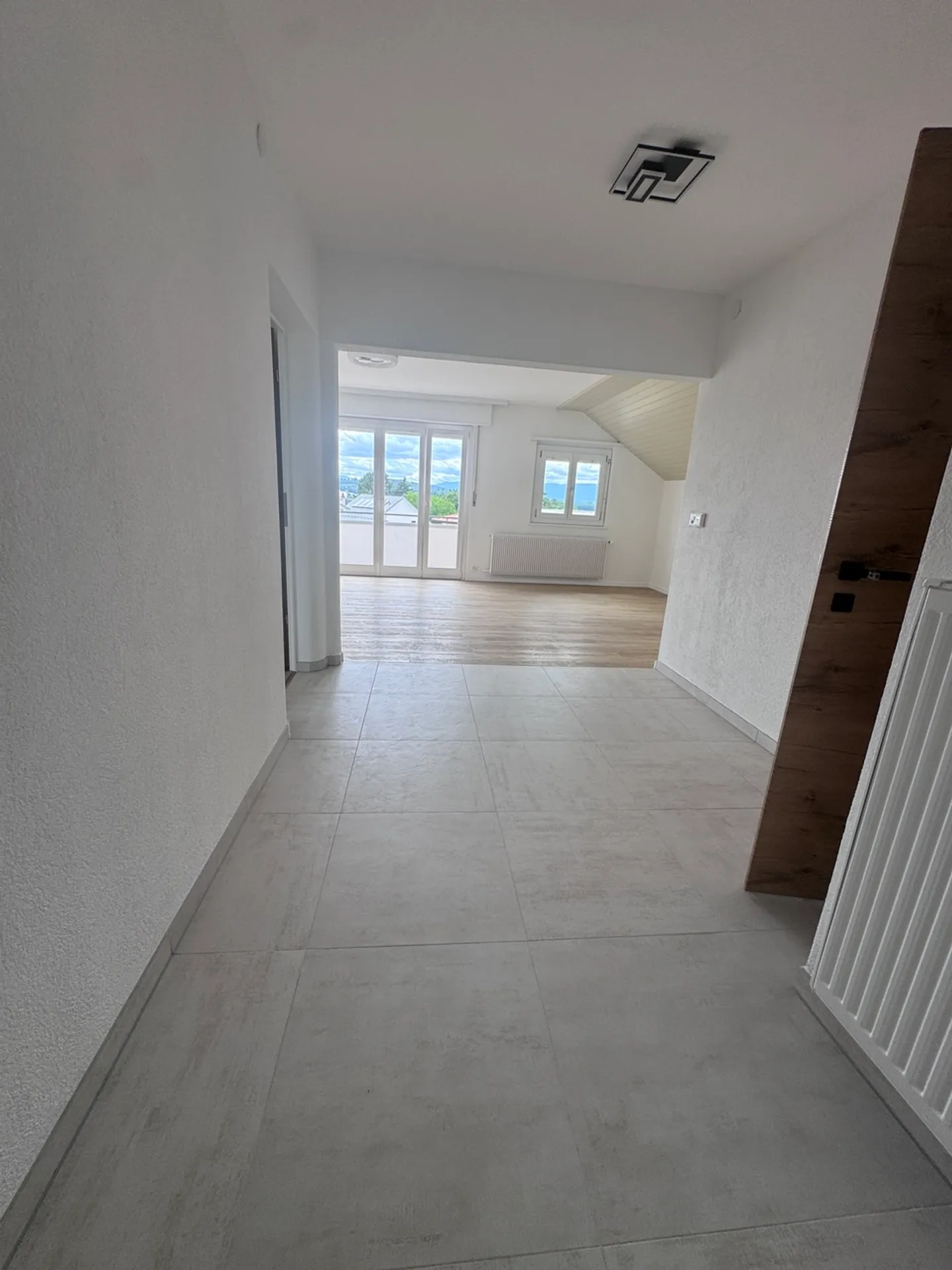 Payerne, in affitto, appartamento di 4.5 locali, ristrutturato con balcone - Foto 8 di 12
