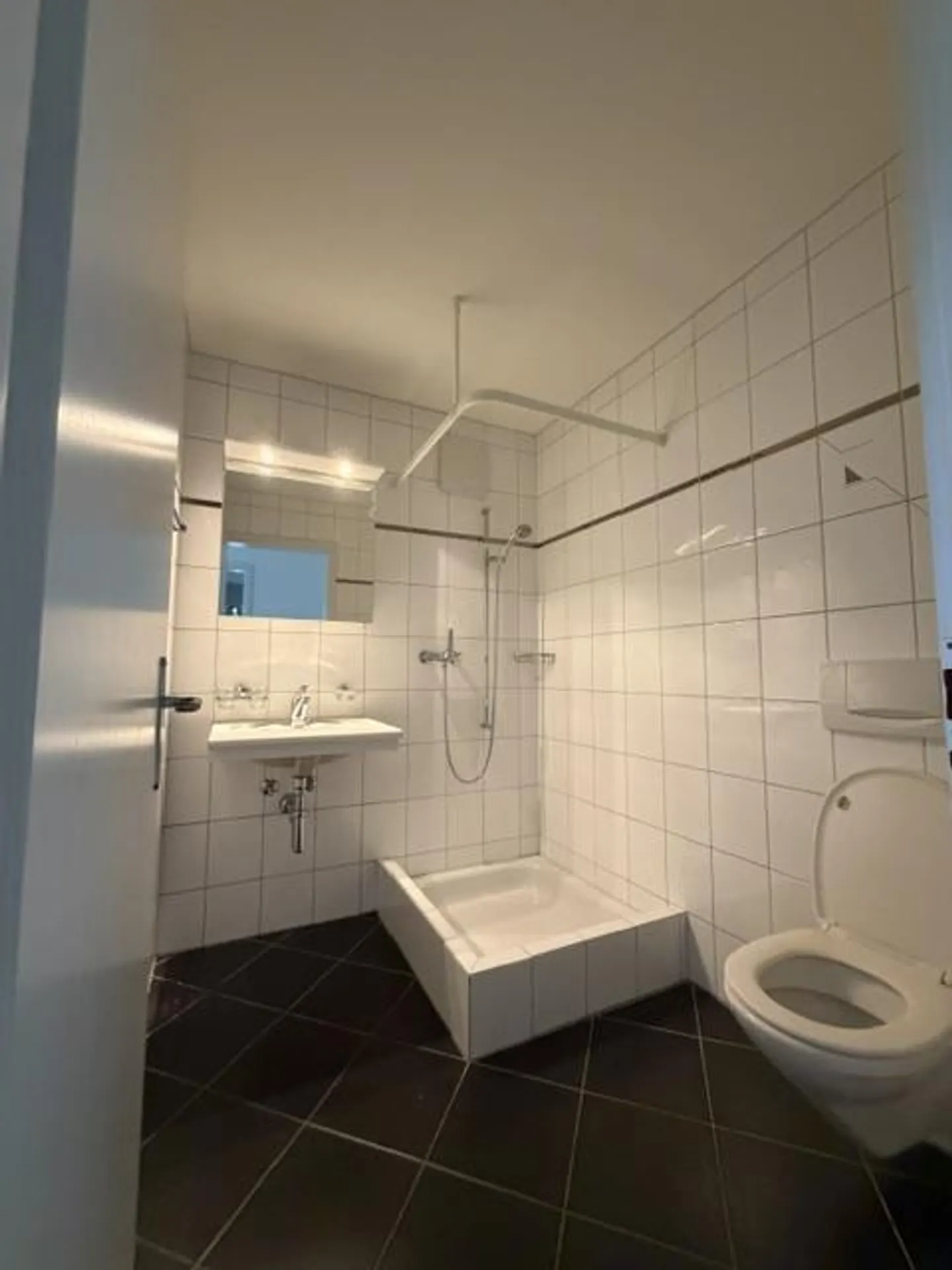 Belle appartement de jardin 2.5 pièces à louer - Photo 8 sur 12