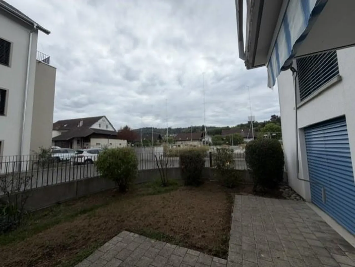 Belle appartement de jardin 2.5 pièces à louer - Photo 9 sur 12