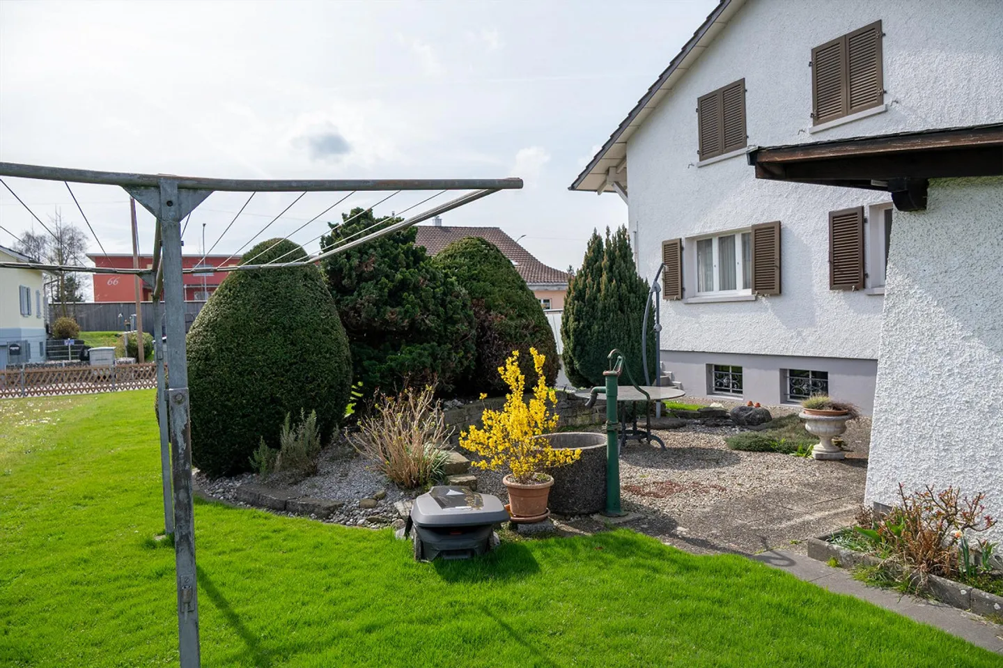 5.5-Room Single-Family House with Dream Garden - Photo 19 of 22