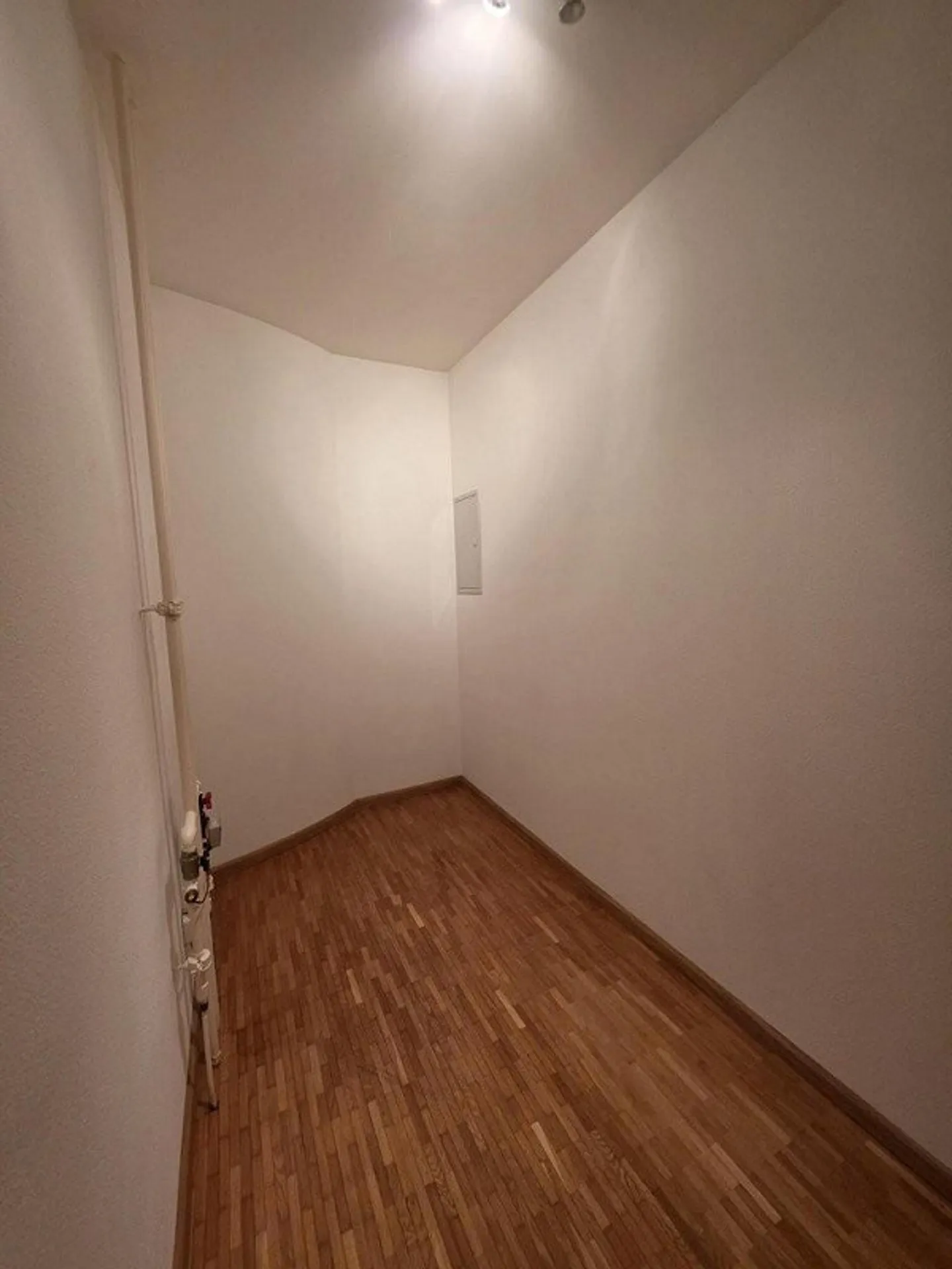 Charming apartment in a central location in Basel - Photo 7 of 8