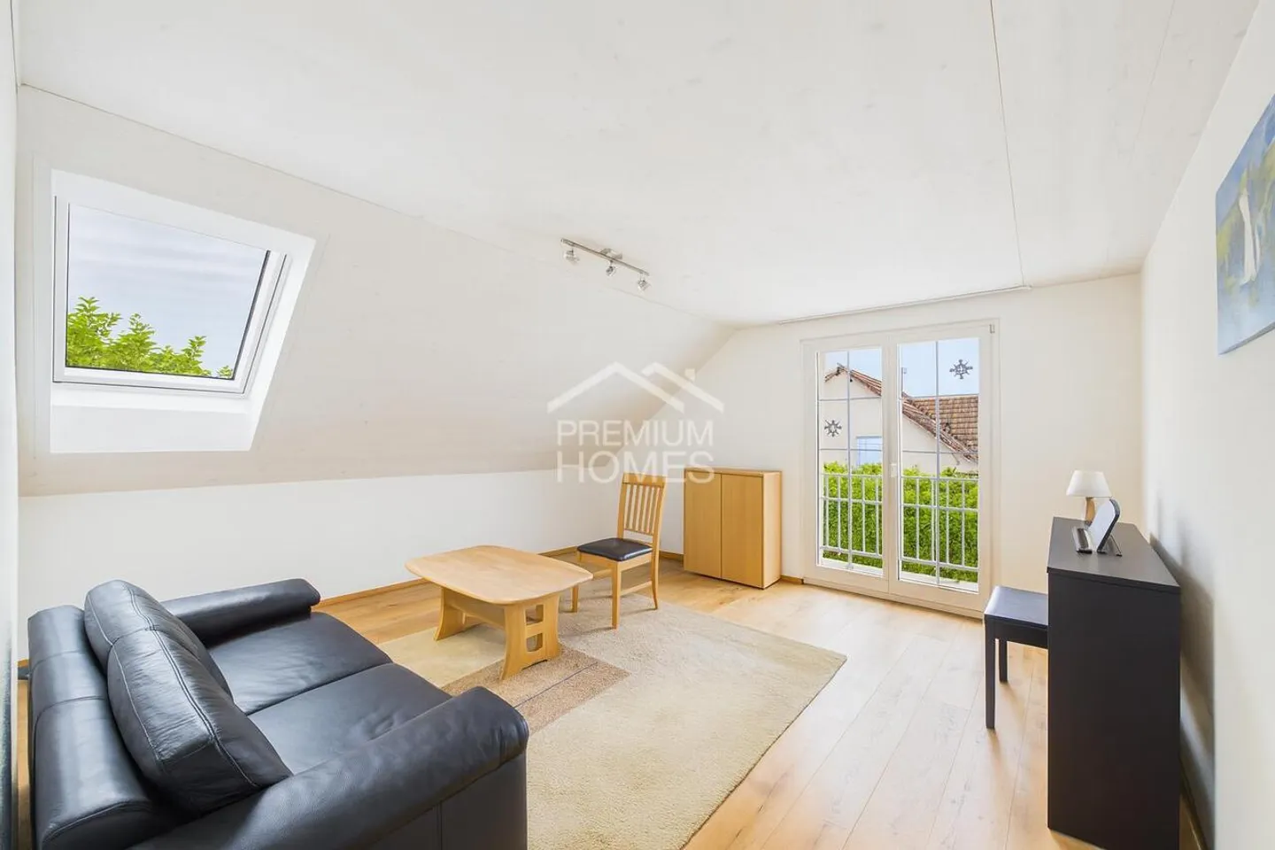 Stilvolles Einfamilienhaus mit Pool - Foto 6 von 10