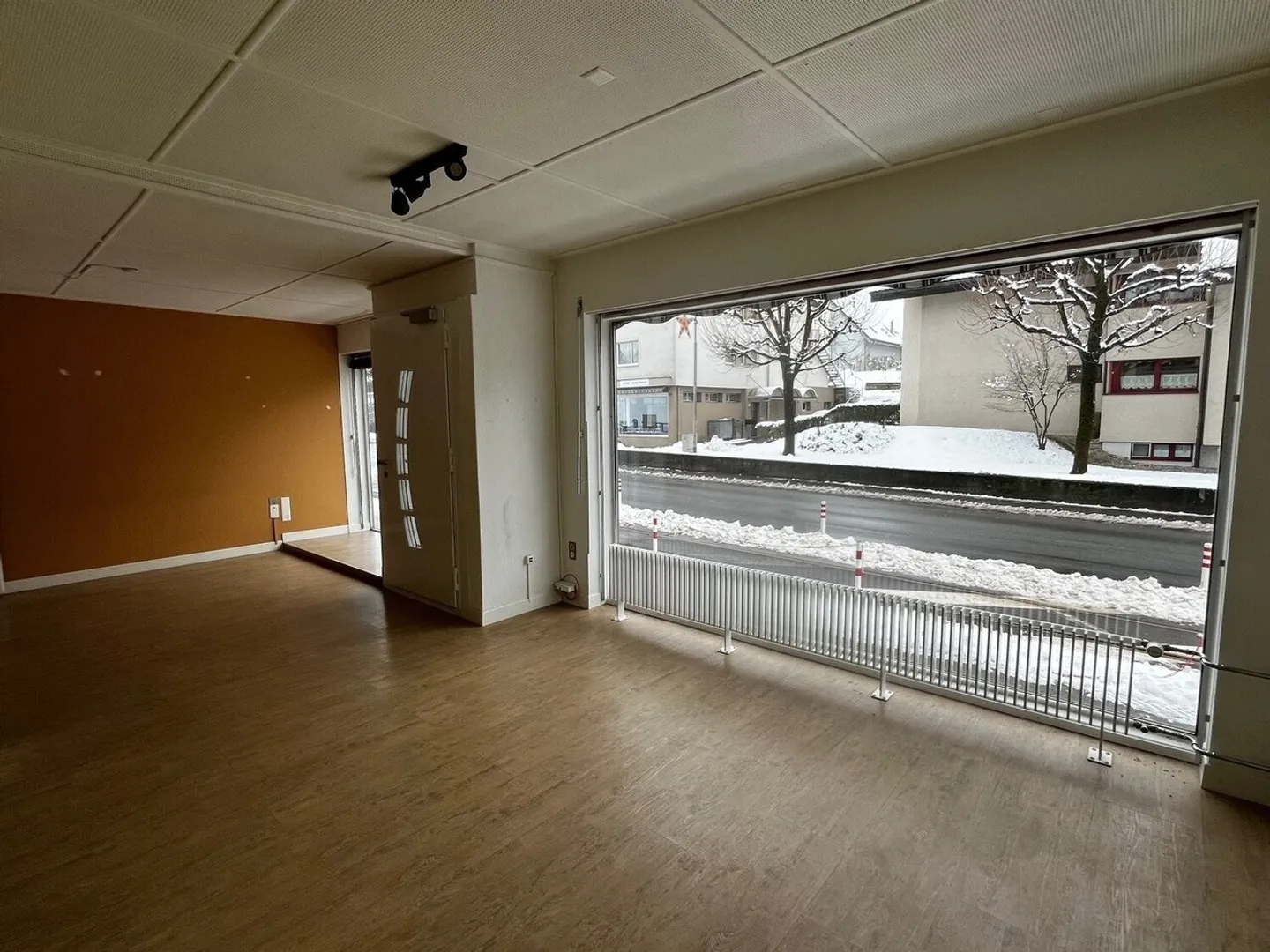 Gewerberäumlichkeiten Mieten - Foto 2 von 13