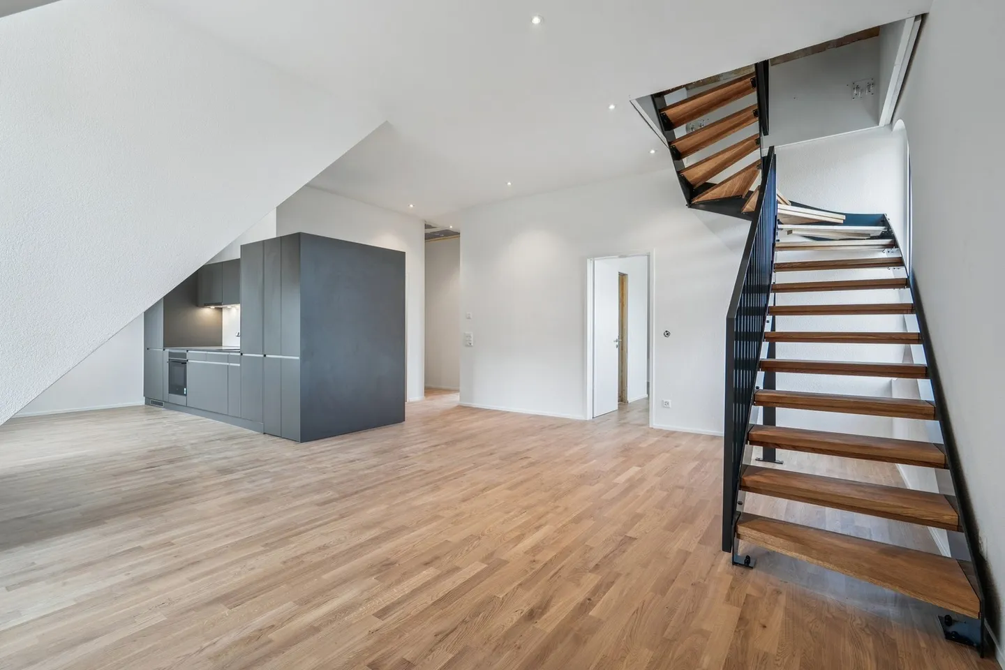 Exklusive Dachwohnung mit Terrasse - Foto 3 von 20