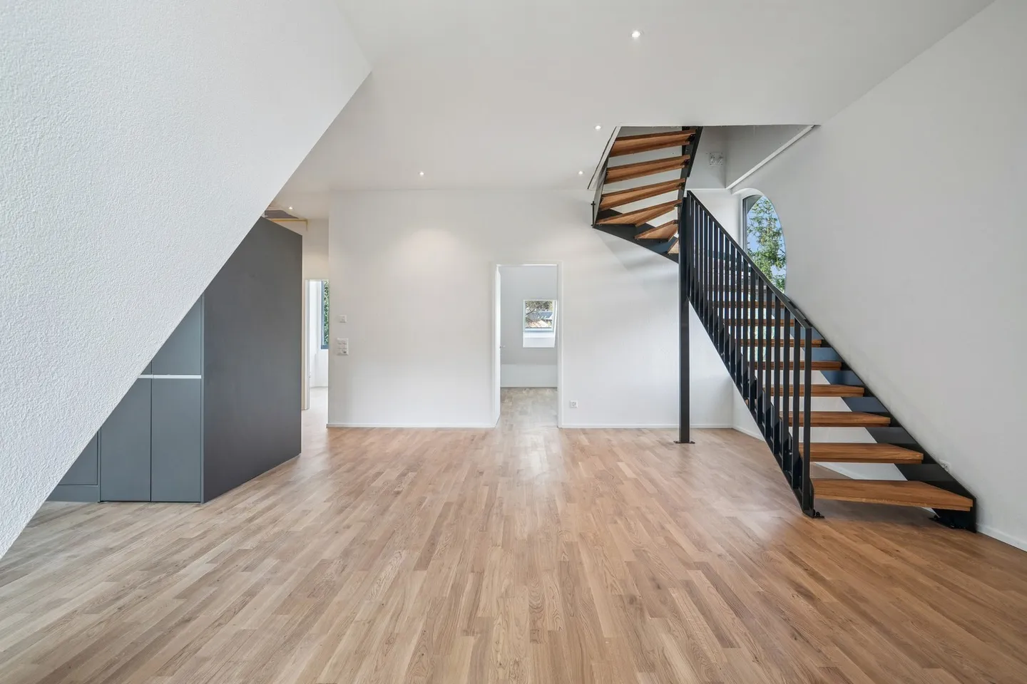 Exklusive Dachwohnung mit Terrasse - Foto 2 von 20