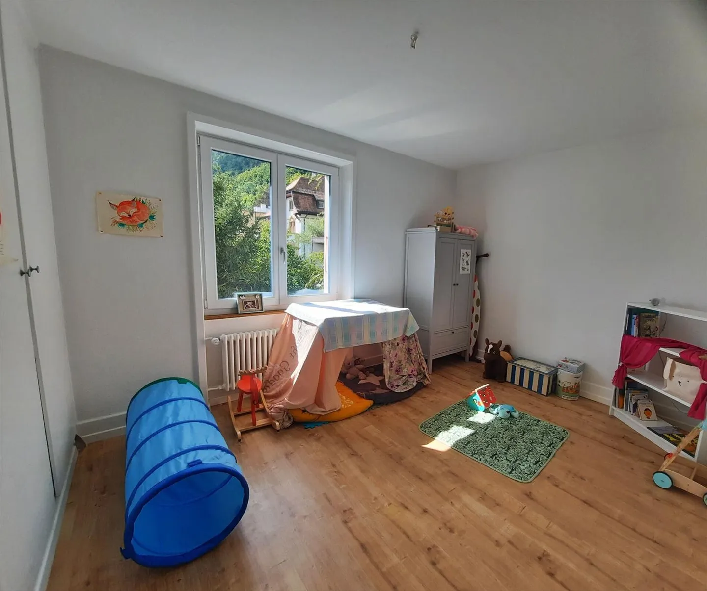 St-Imier, Beautiful 4.5-Room Apartment with Balcony - ideally located - Photo 6 of 7