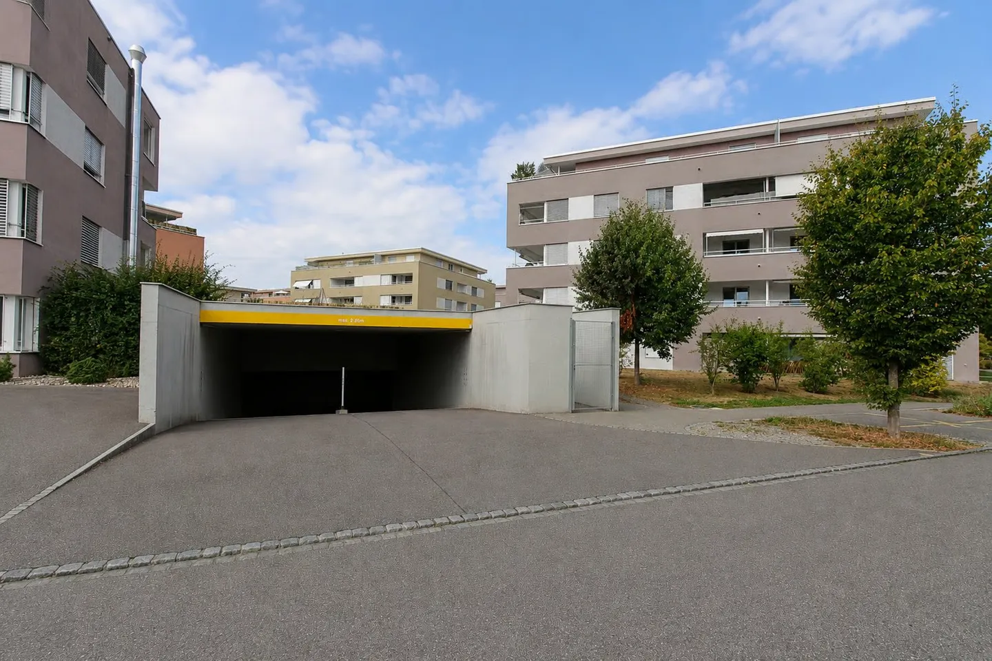 Einstellhallenplatz im Römerpark (Oberentfelden) - Foto 3 von 7