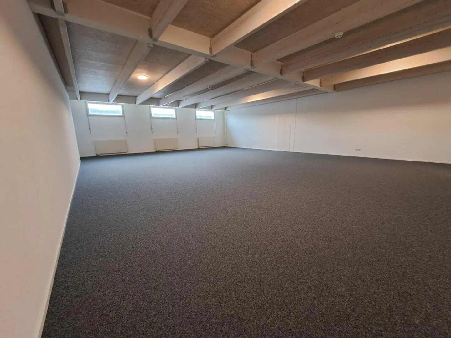 Abbiamo lo spazio per ufficio giusto per te! - Foto 2 di 4