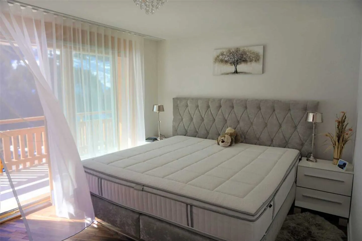 4.5-Room Apartment with Panoramic View in Kiental - Photo 4 of 13