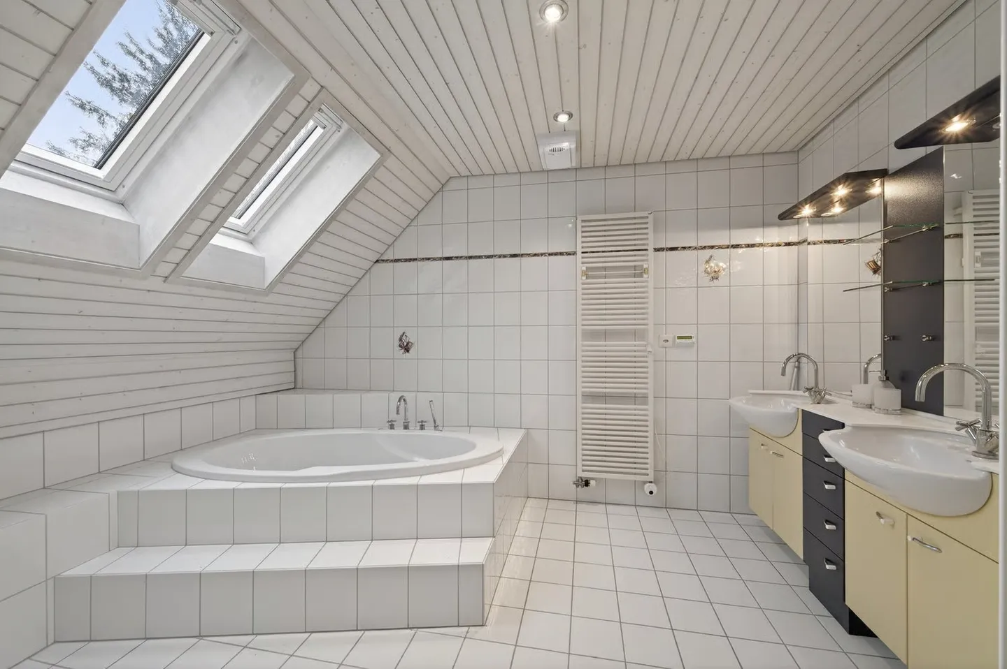 Appartamento Attico Elegante a Gossau ZH - Foto 5 di 14