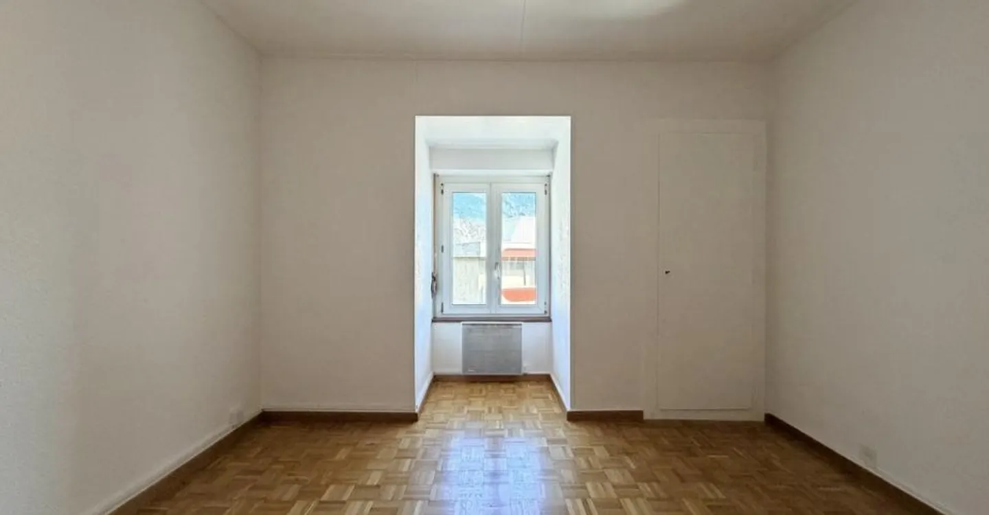 Zu vermieten 4,5-Zimmer-Wohnung im 4. Stock - Foto 2 von 5
