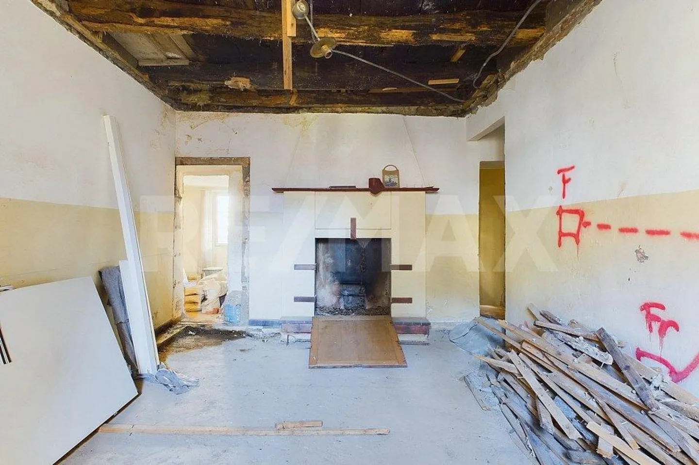 Bâtiment à rénover avec permis de construire pour 3-4 appartements - Photo 12 sur 13