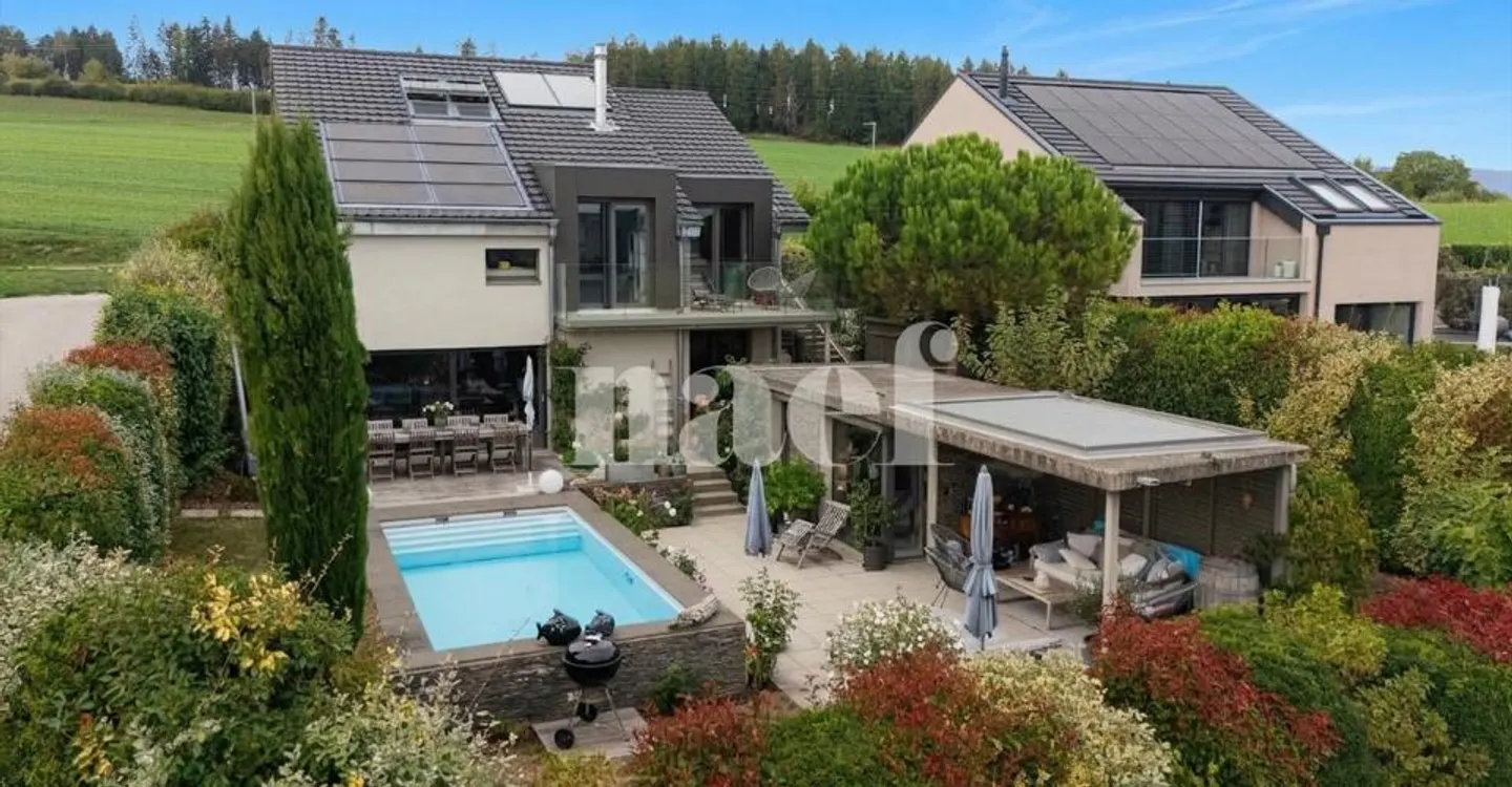 6,5-Zimmer-Einfamilienhaus mit Schwimmbad in Vallamand zu verkaufen - Foto 1 von 11