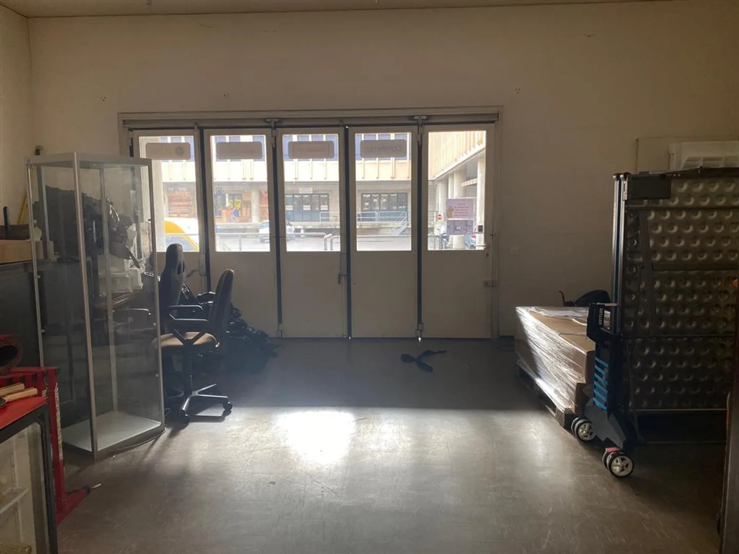 Offices, 212 - Photo 3 of 11