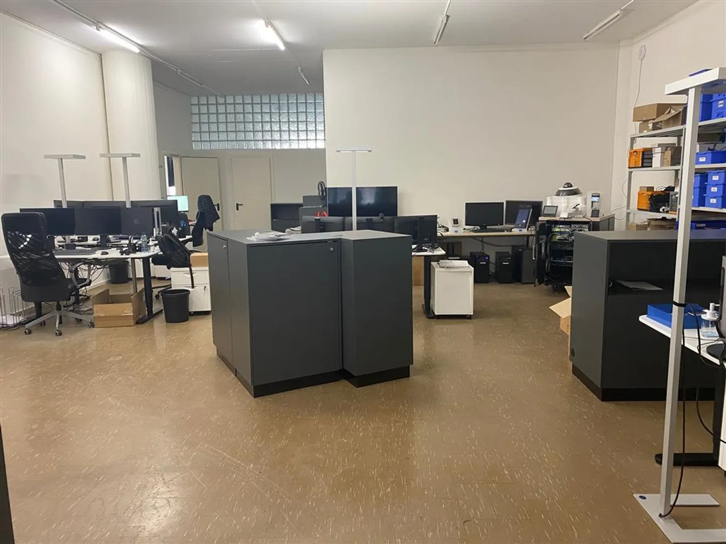 Offices, 212 - Photo 7 of 11