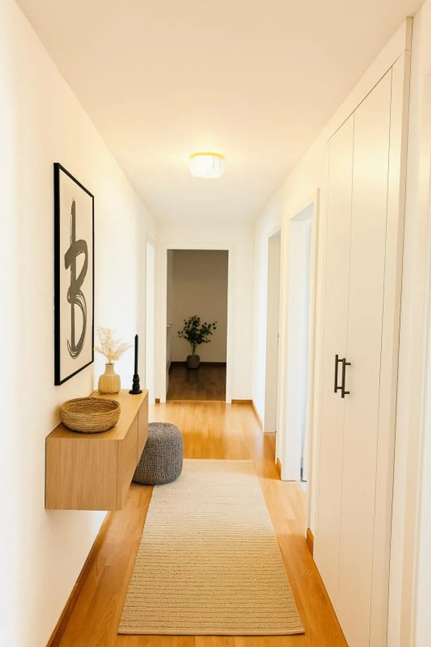 Quiet apartment in sunny neighborhood - Photo 3 of 5