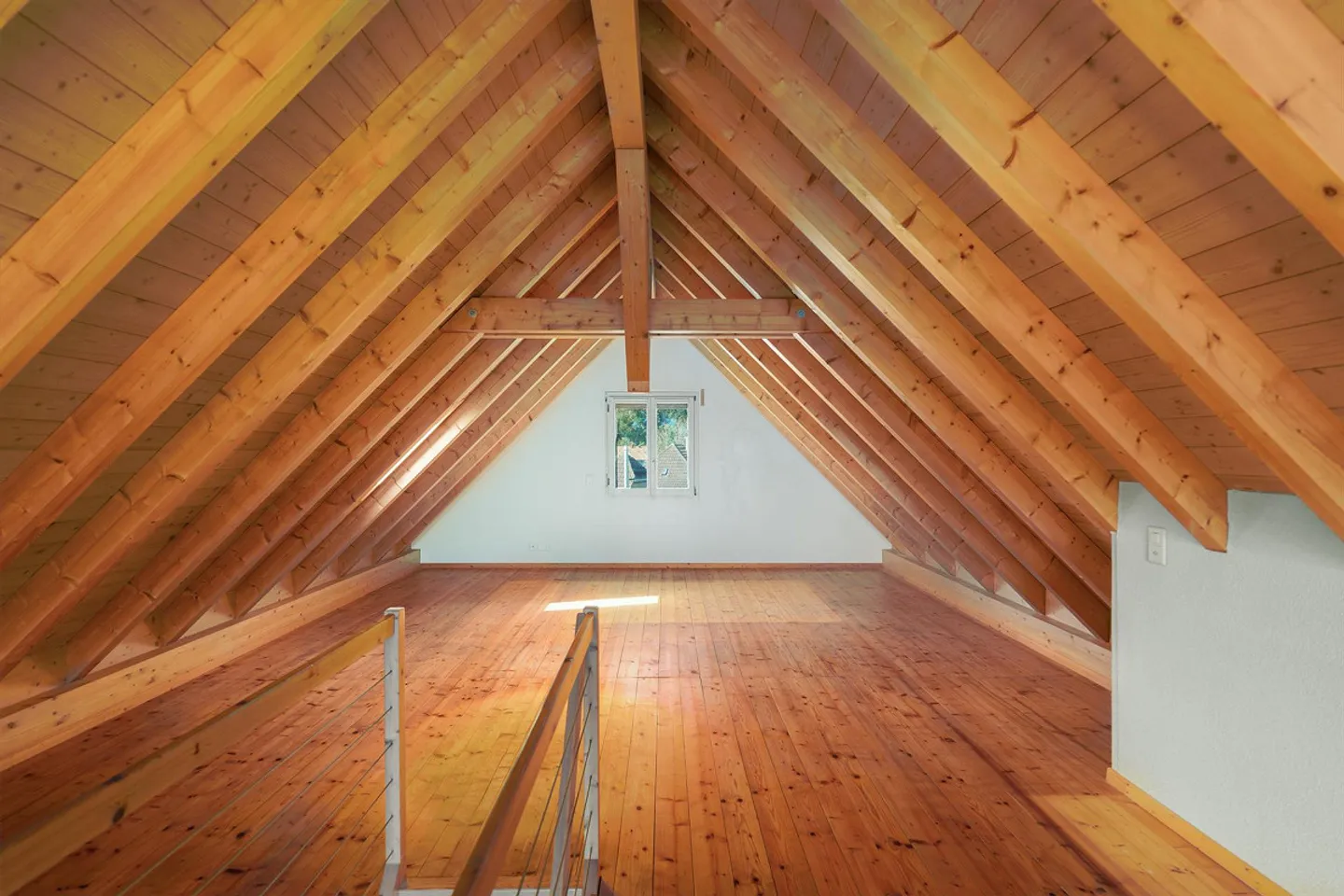 Geräumige Maisonette mit Galerie - Foto 7 von 21