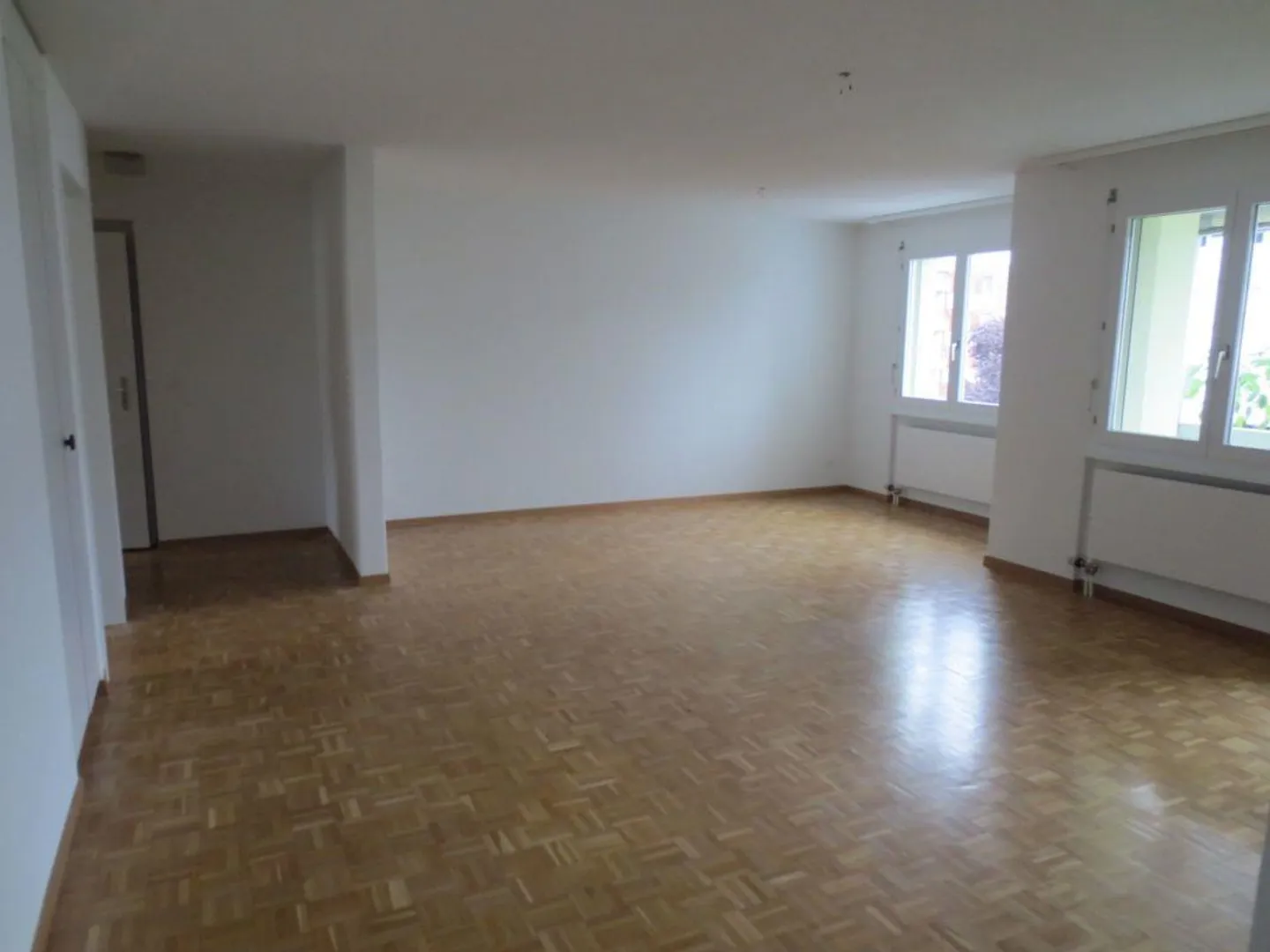 Central 4.5-room apartment - Photo 3 of 10