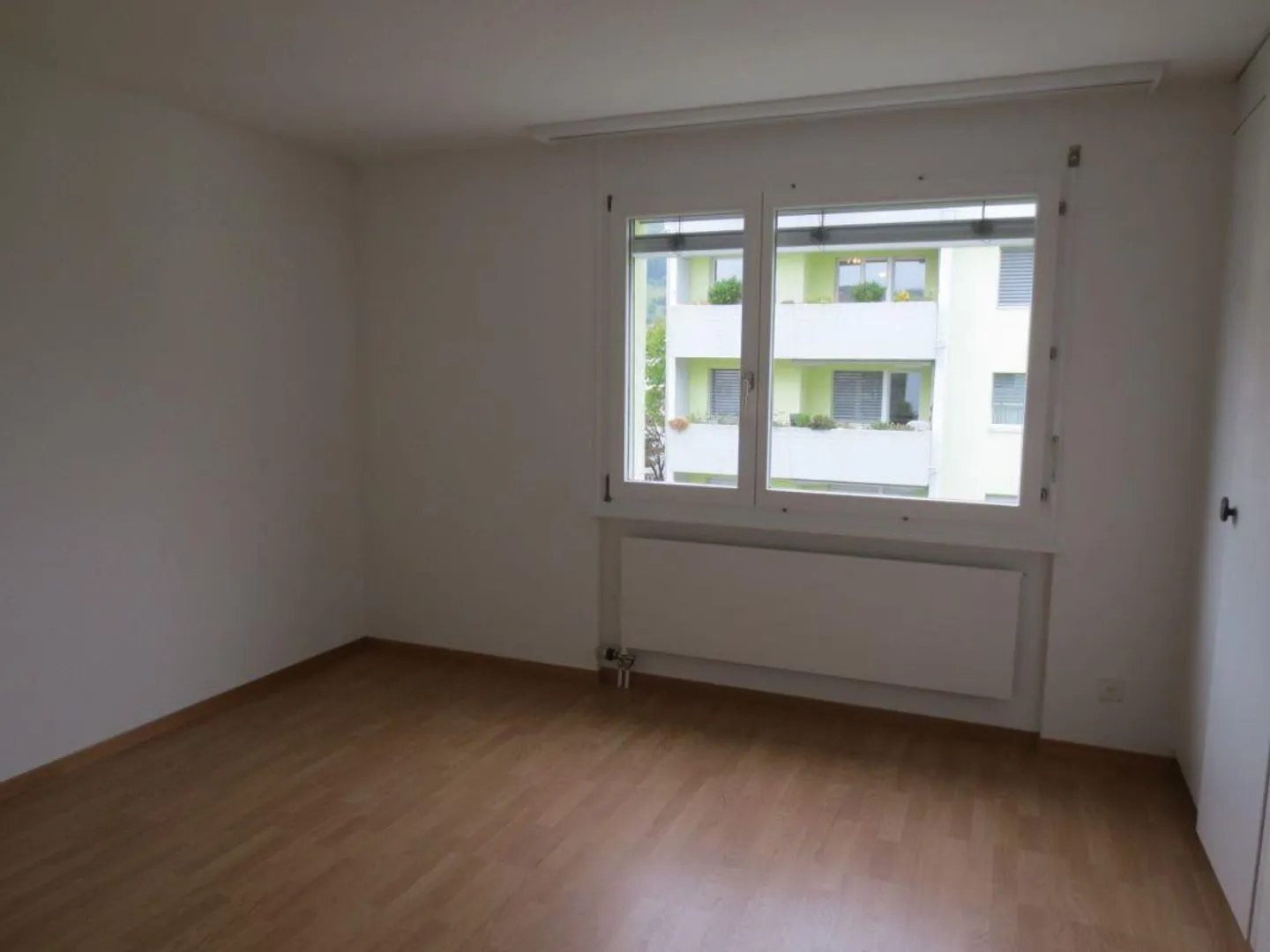 Central 4.5-room apartment - Photo 7 of 10