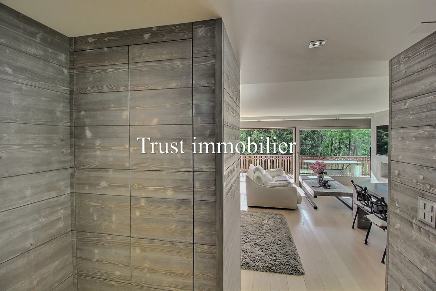 3000. Superb modern renovated apartment - Photo 12 of 15