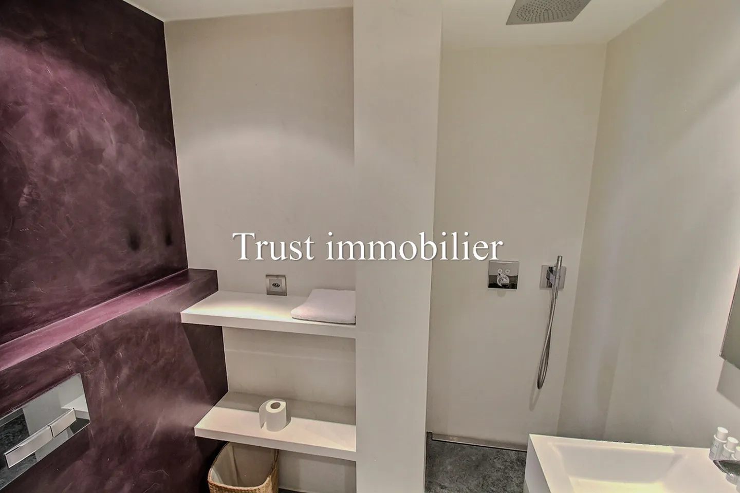 3000. Superb modern renovated apartment - Photo 6 of 15