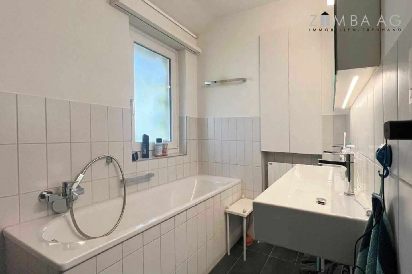 5.5 EFH avec jardin et extension de garage - Photo 7 sur 16