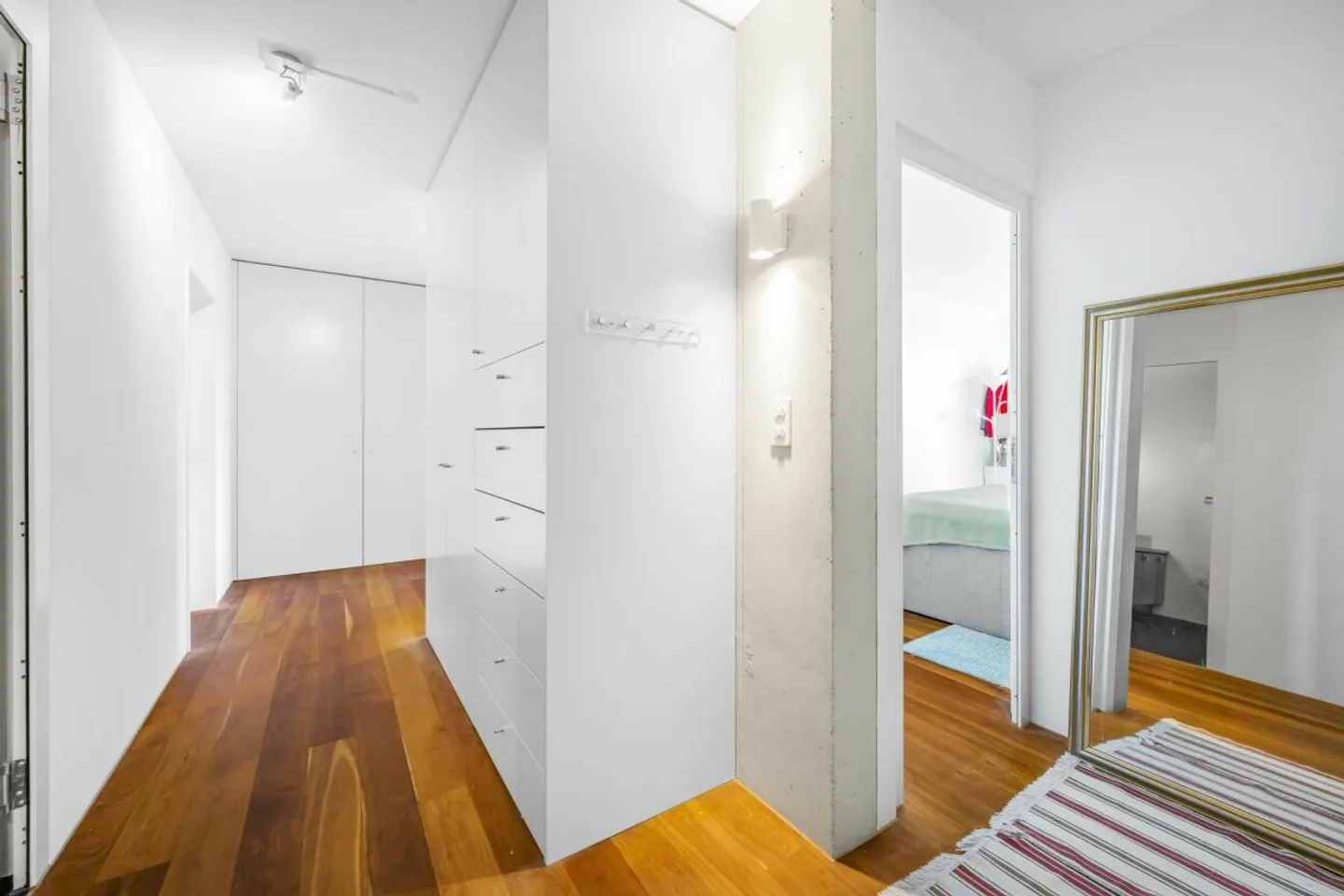 BAAR LIVING Ruhige 4.5-Zimmer-Terrassenwohnung - Foto 12 von 23