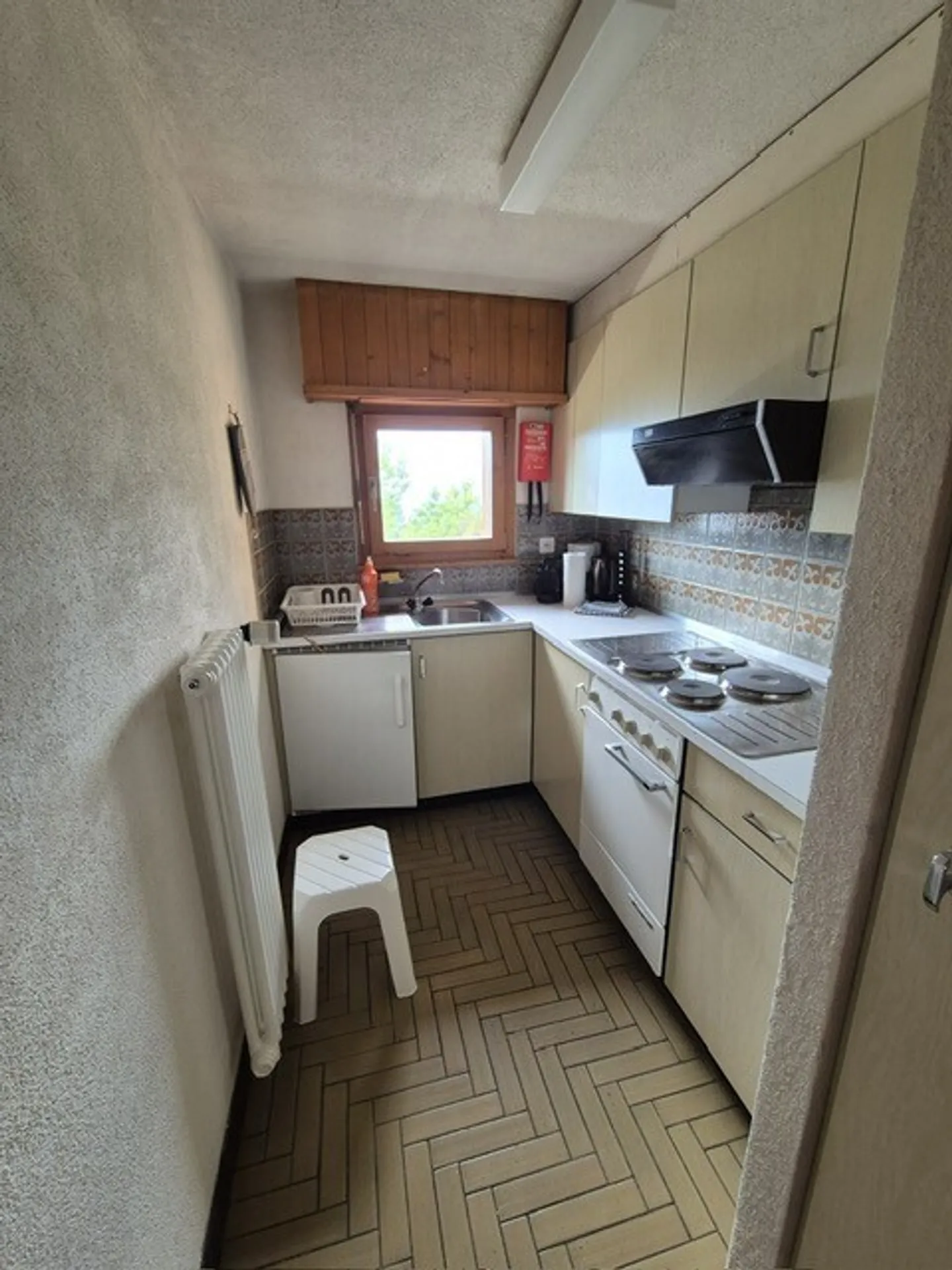 Appartamento arredato di 2,5 locali + cucina - Foto 4 di 13