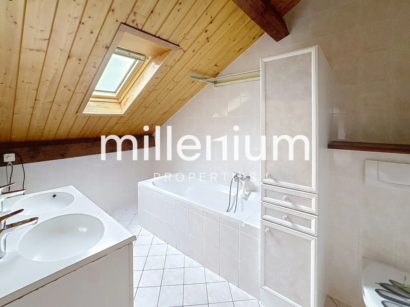 Bell'appartamento confortevole nel comune di Bernex - Foto 7 di 12